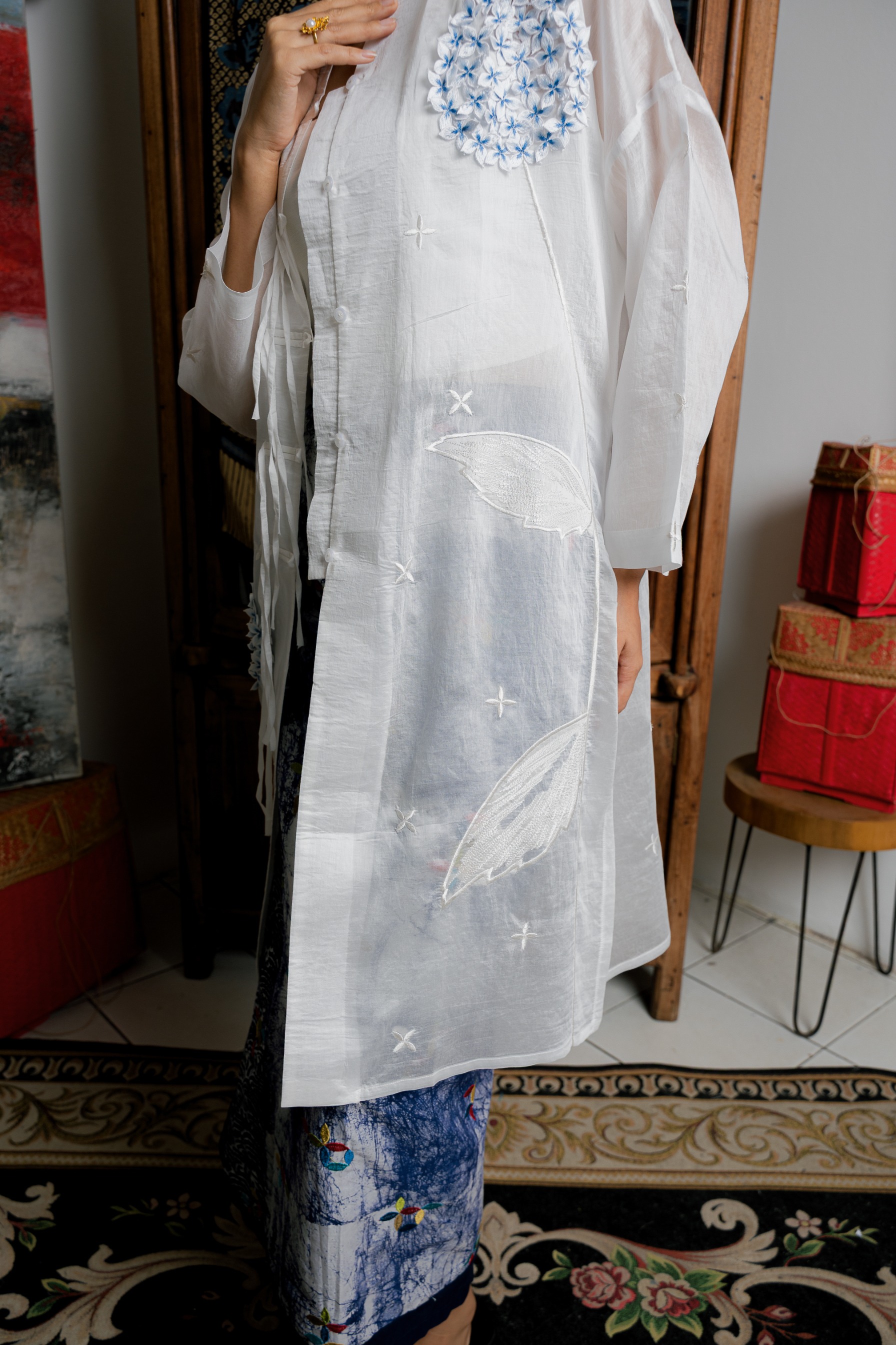 BOOLAO Kembang Borondong Kebaya Tunik Panjang