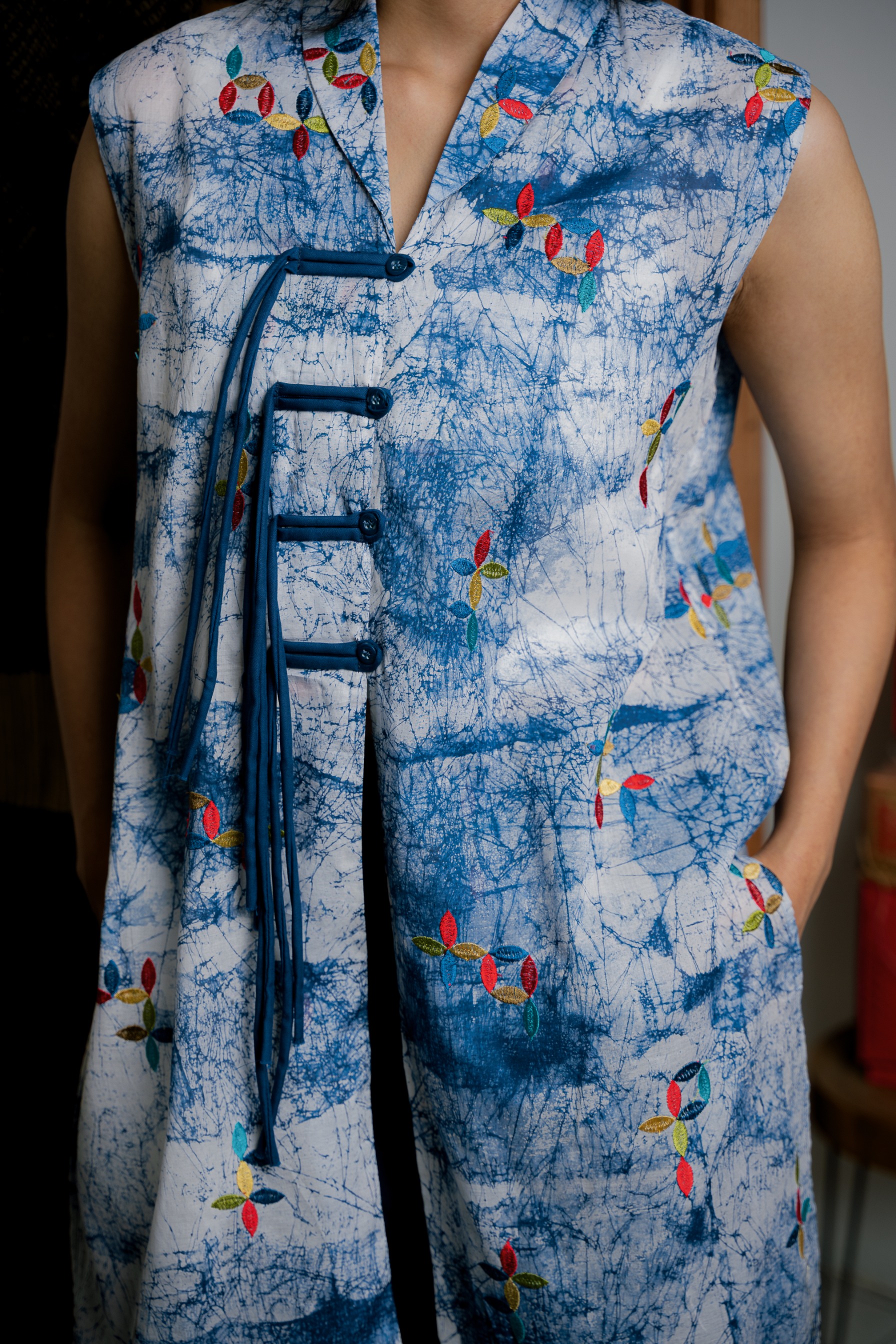 BOOLAO RIAK Vest Outer Sleeveless Kancing Ikat