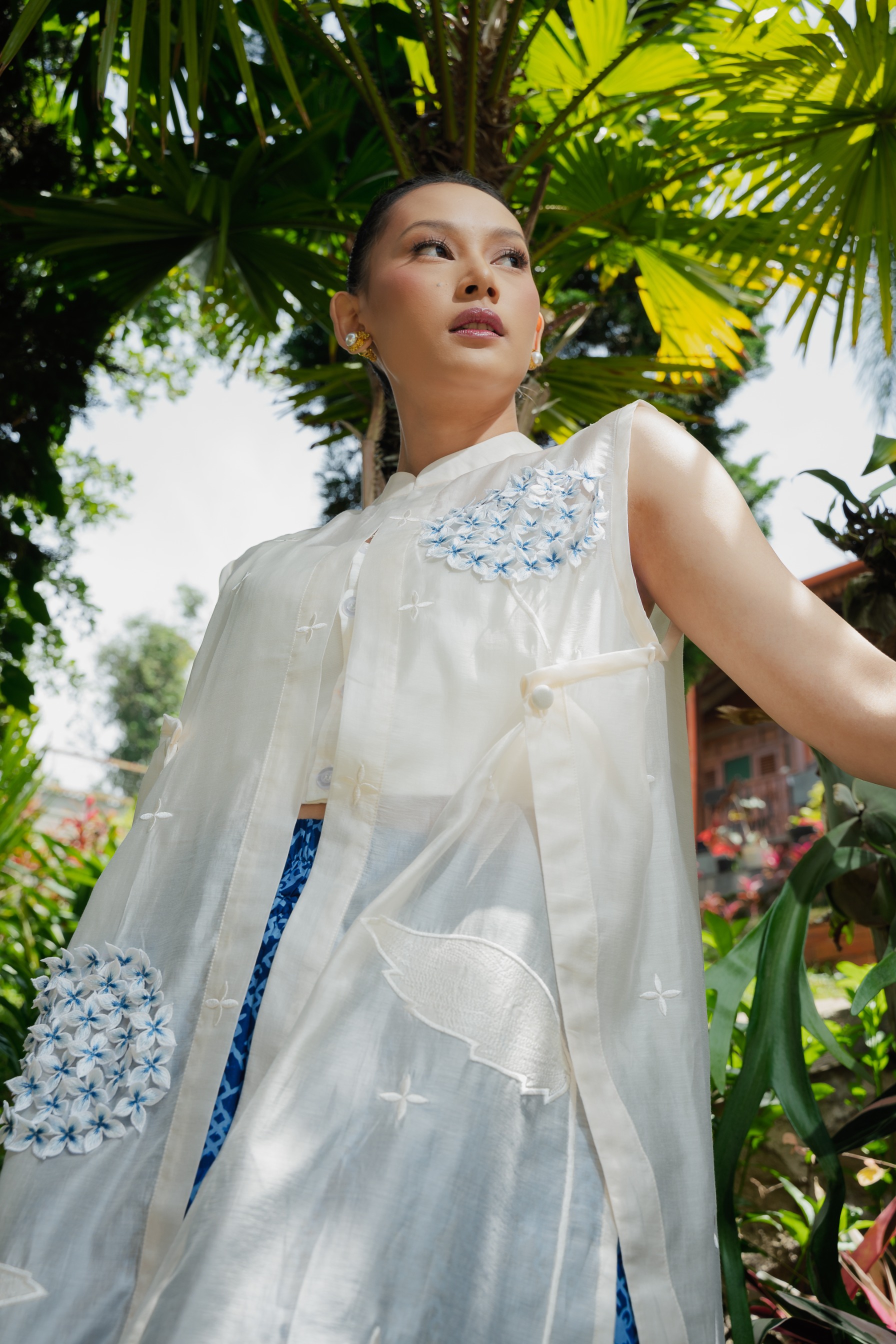 BOOLAO Kembang Borondong Outer Sleeveless
