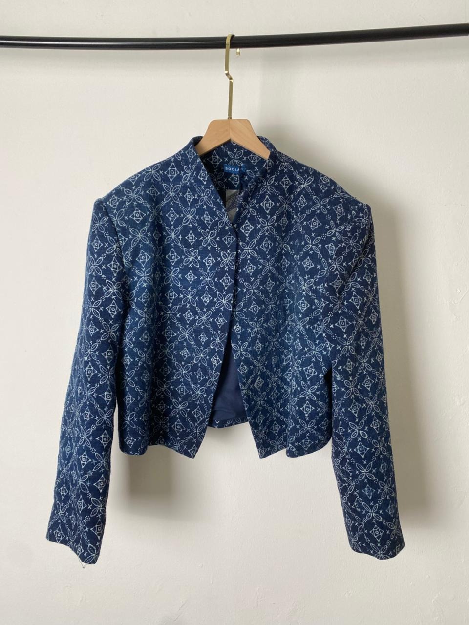 BOOLAO WARLAMI Cropped Beskap Batik Tulis