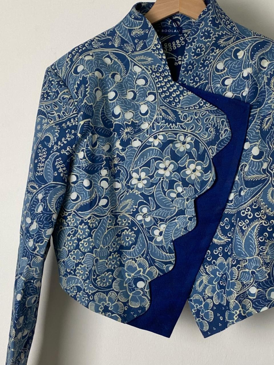 BOOLAO WARLAMI Cropped Beskap Batik Tulis