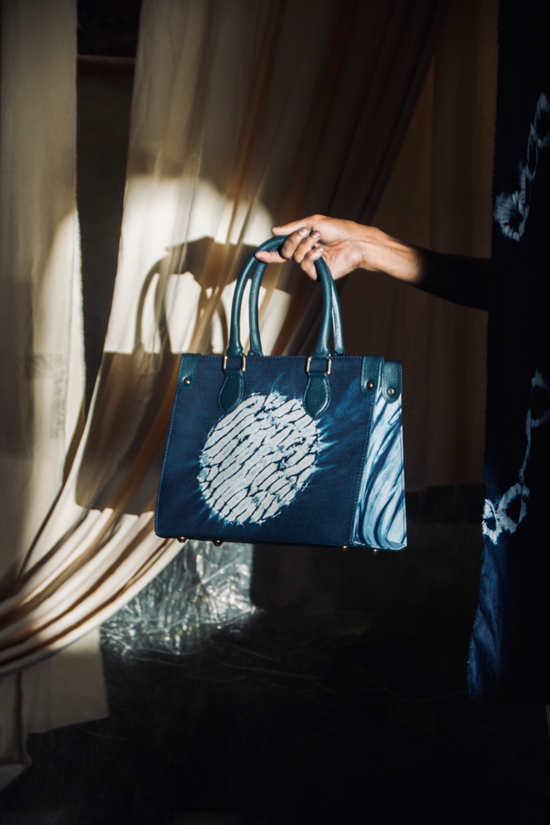 BOOLAO Del Luna Totebag