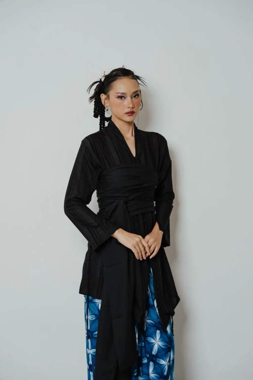 Image of ⁠BOOLAO Kebaya MIRANA Kemben Detachable (Outer Bongkar Pasang) - Hitam