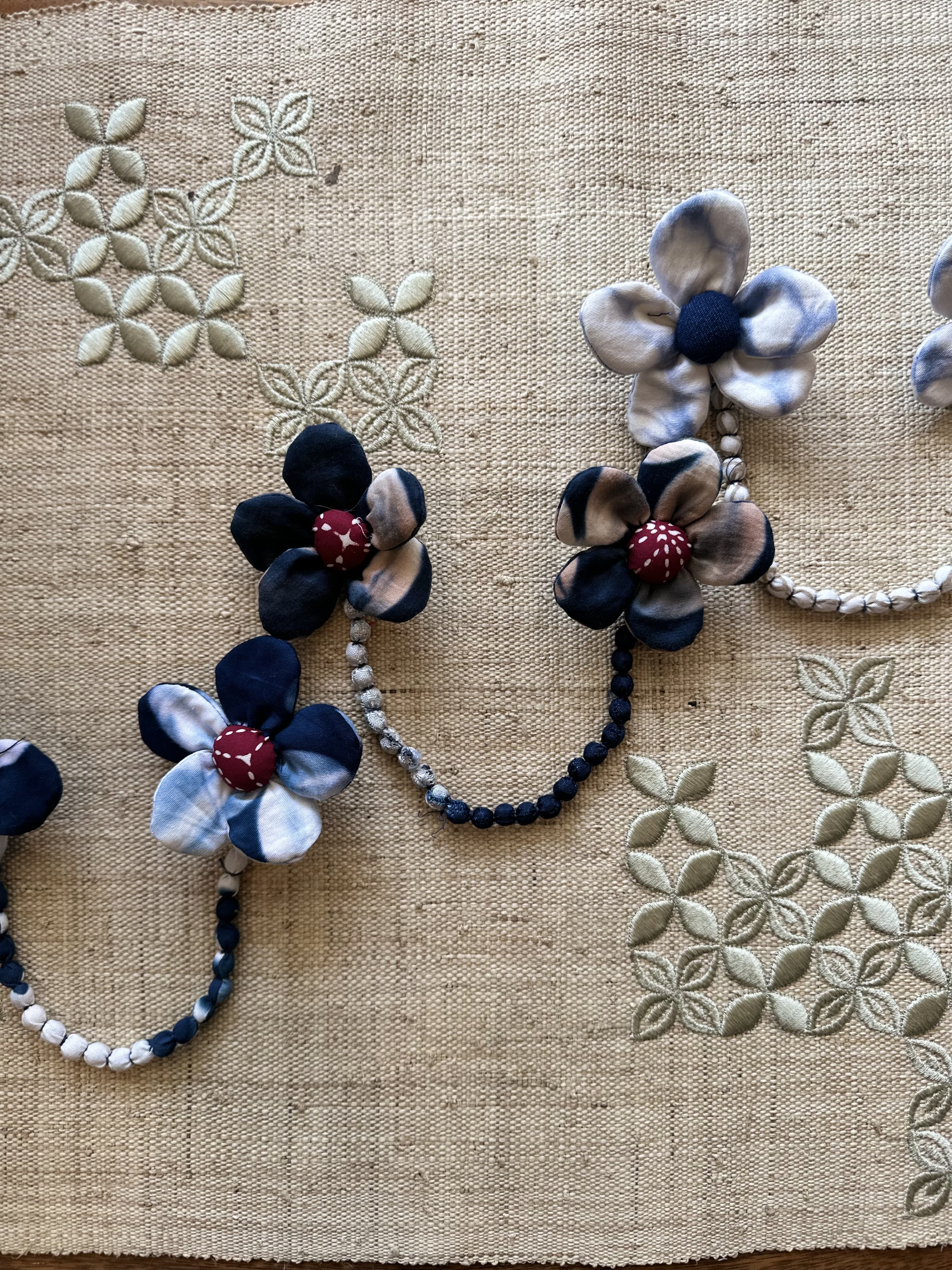 BOOLAO Orchid Double Brooch