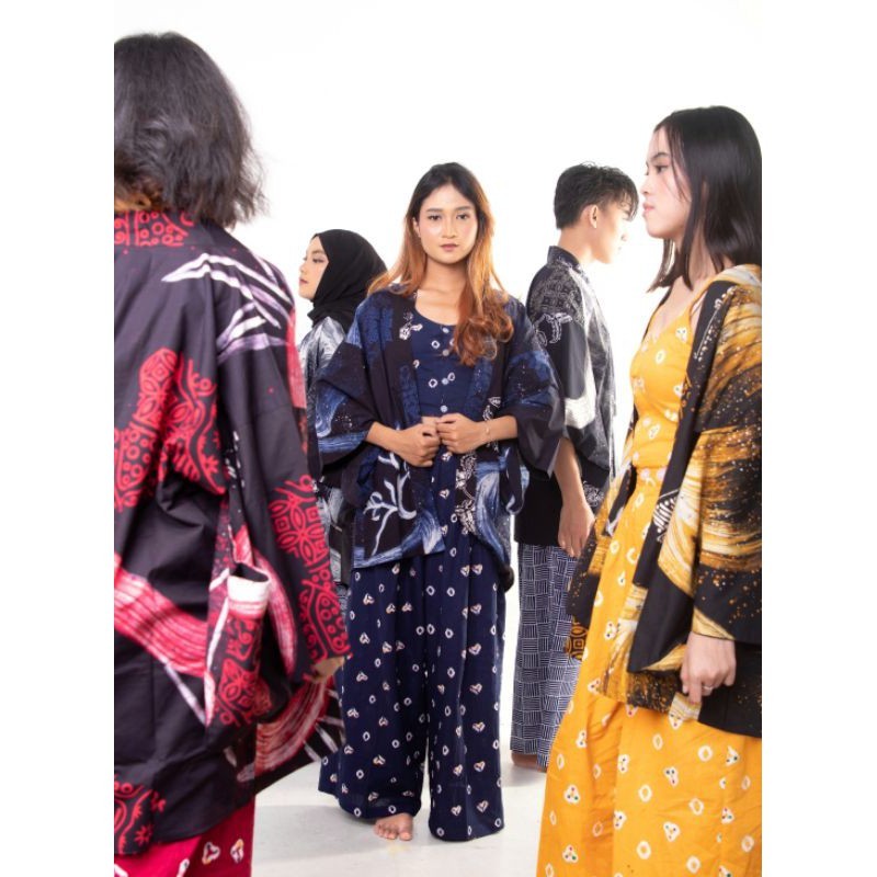 BOOLAO Hand Drawn Kimono (Haori Yukata Batik Lukis)