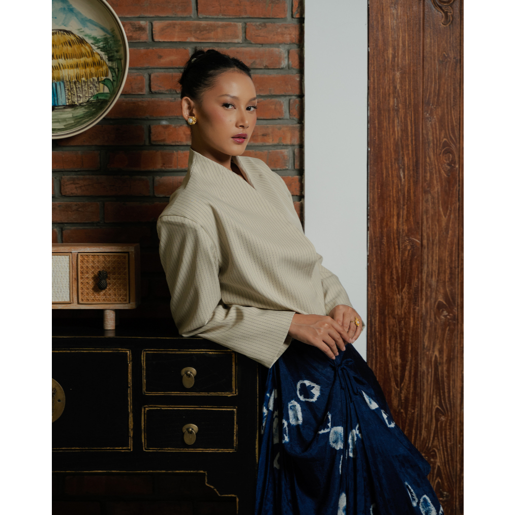 Beskap Outer Dropped Shoulder Boxy - cream