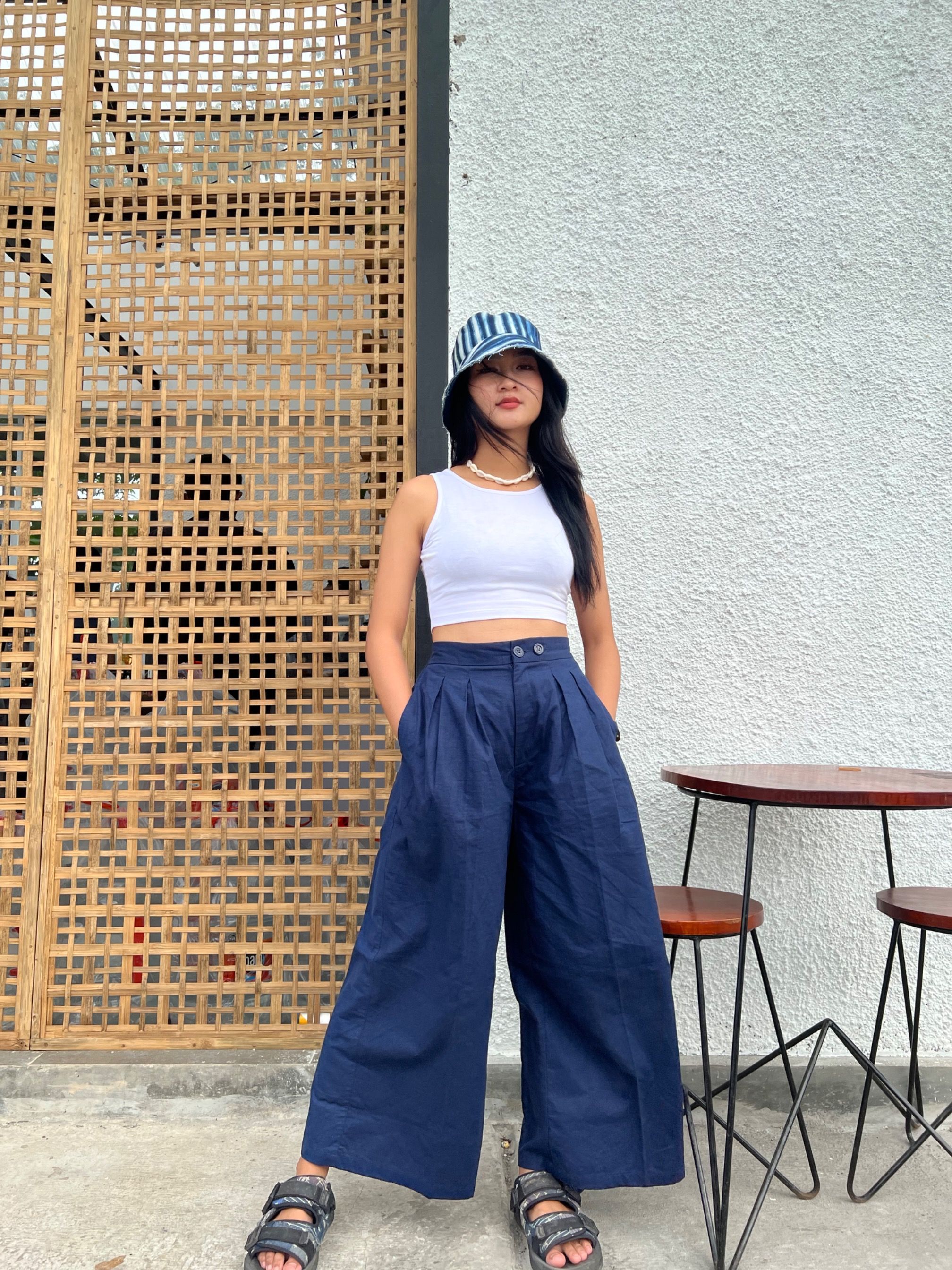 BOOLAO Hakama Pants - Navy (Celana Pallazo Kulot Linen Polos)