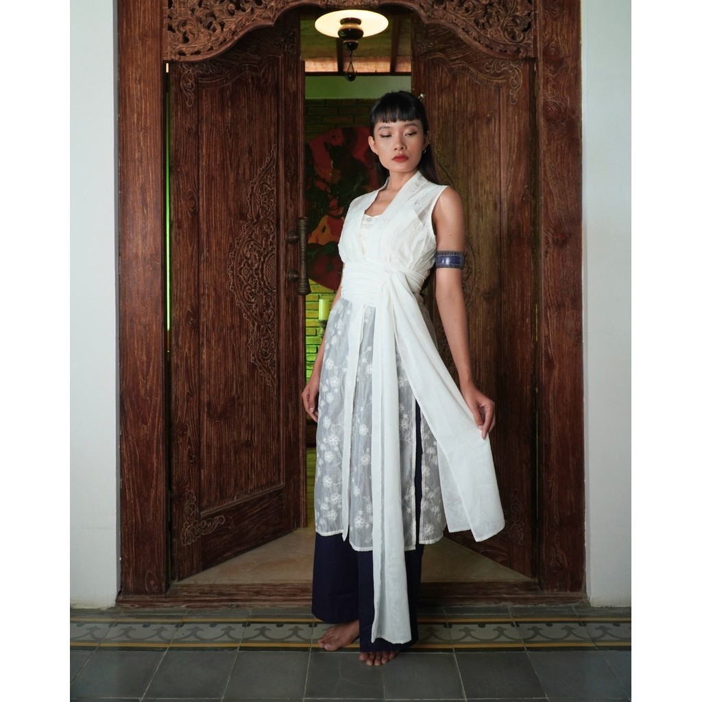 BOOLAO Kebaya Videlia Kemben Sleeveless Detachable (Outer Bongkar Pasang)