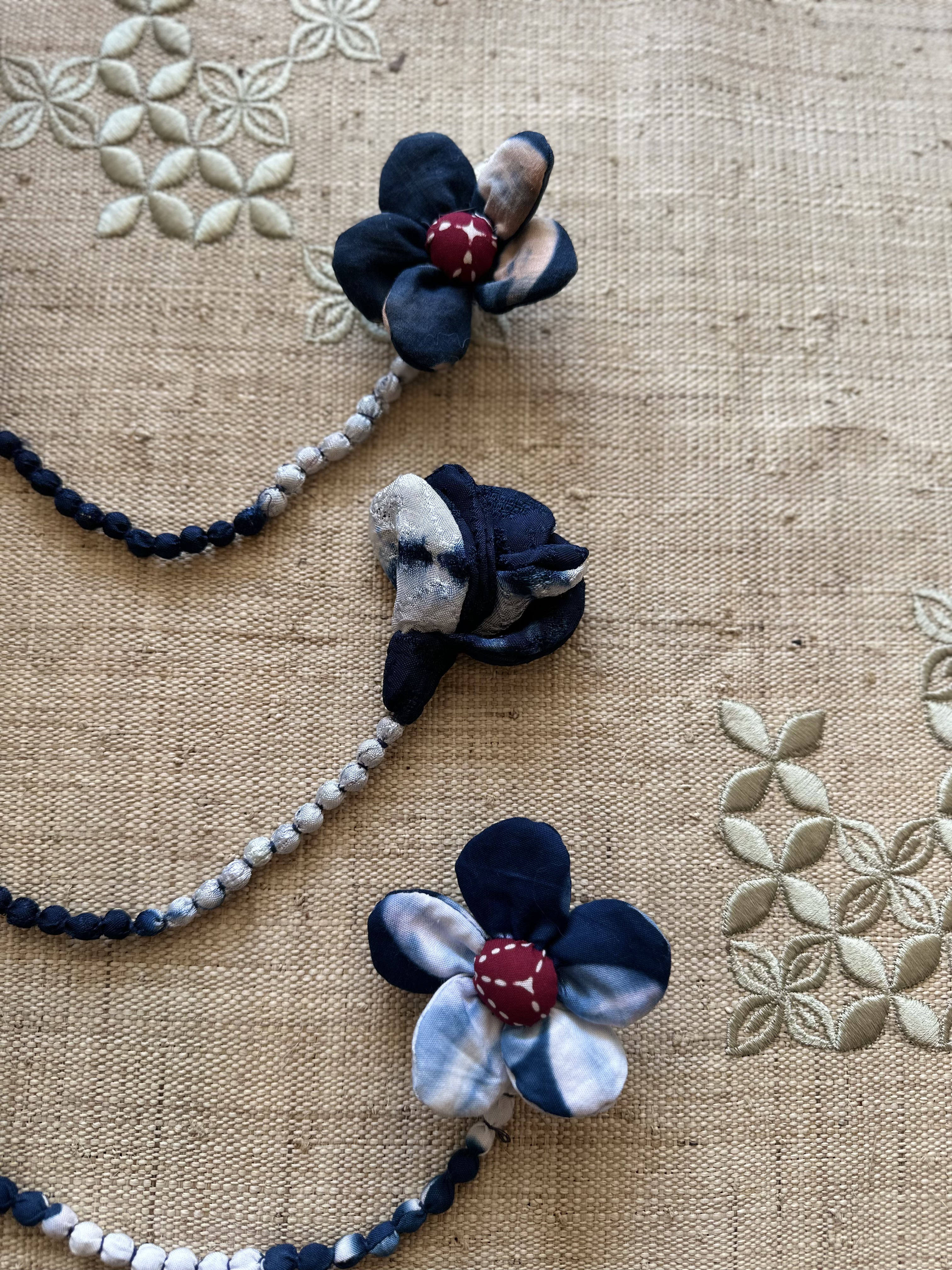BOOLAO Orchid Double Brooch