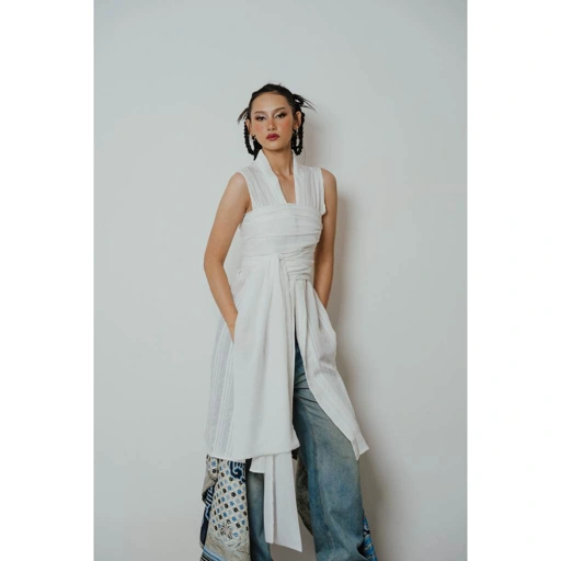 Image of BOOLAO Kebaya Videlia Kemben Sleeveless Detachable (Outer Bongkar Pasang)
