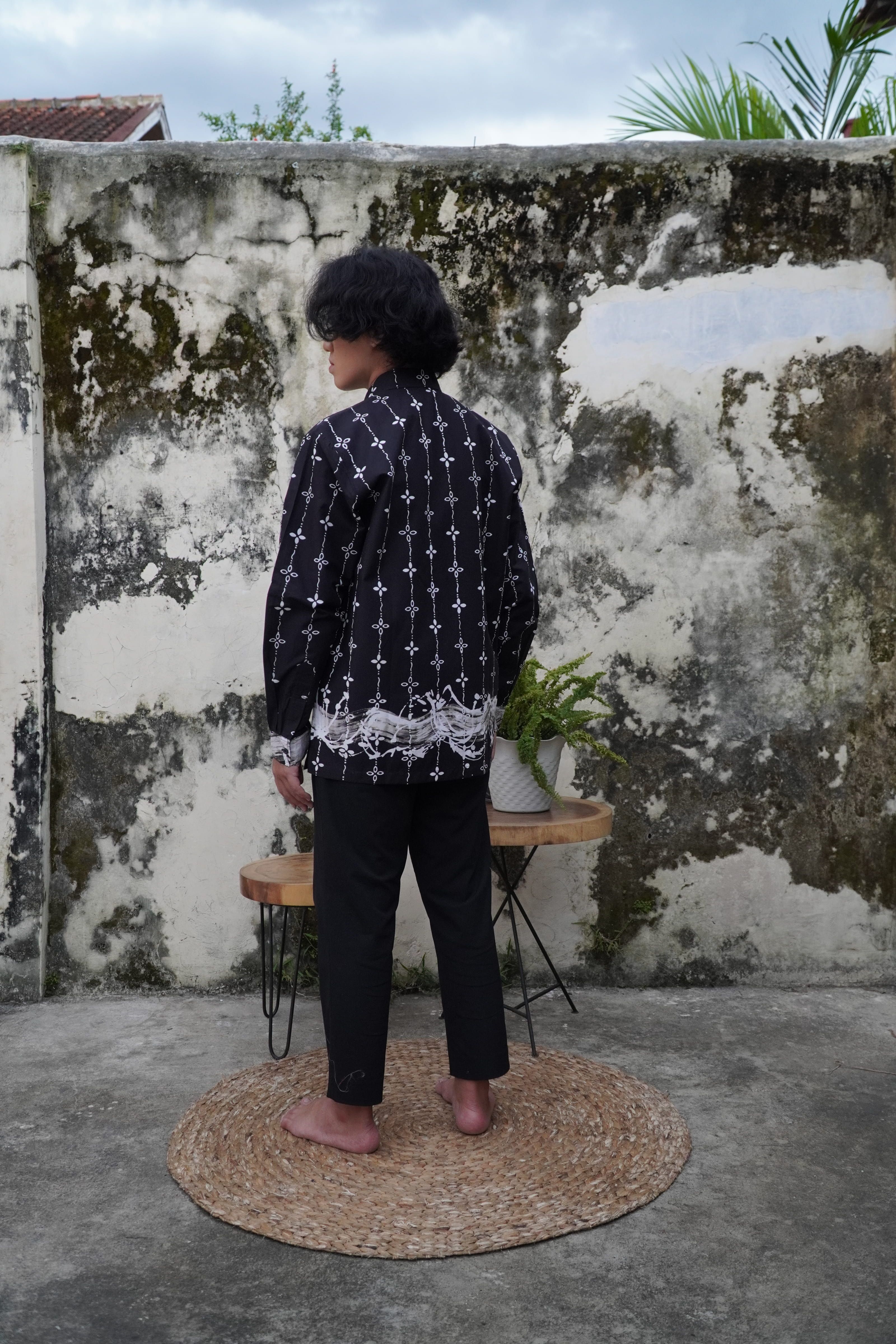 BOOLAO Kumeli Kemeja Panjang - Hitam Black