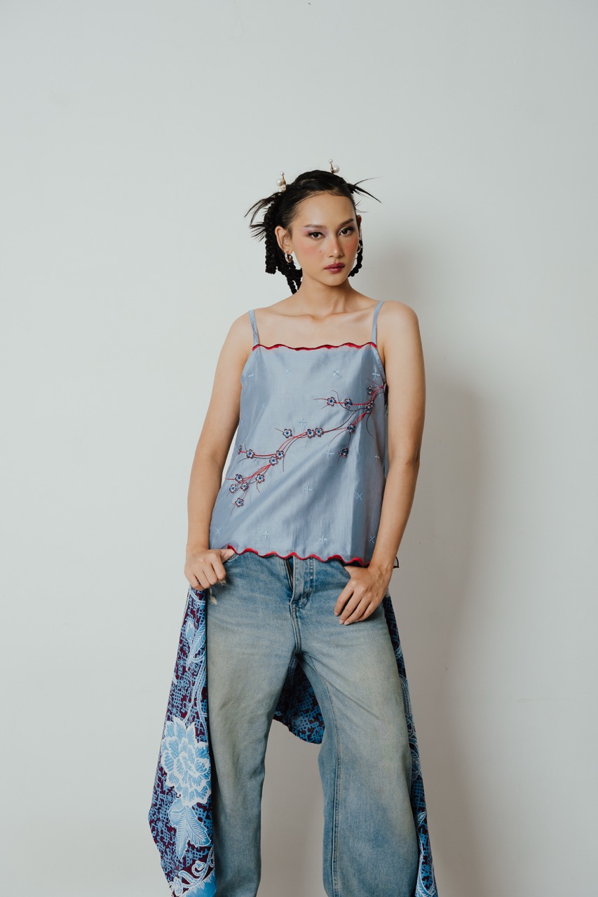 BOOLAO Camisole Sakura 3D Embroidery - Denim blue