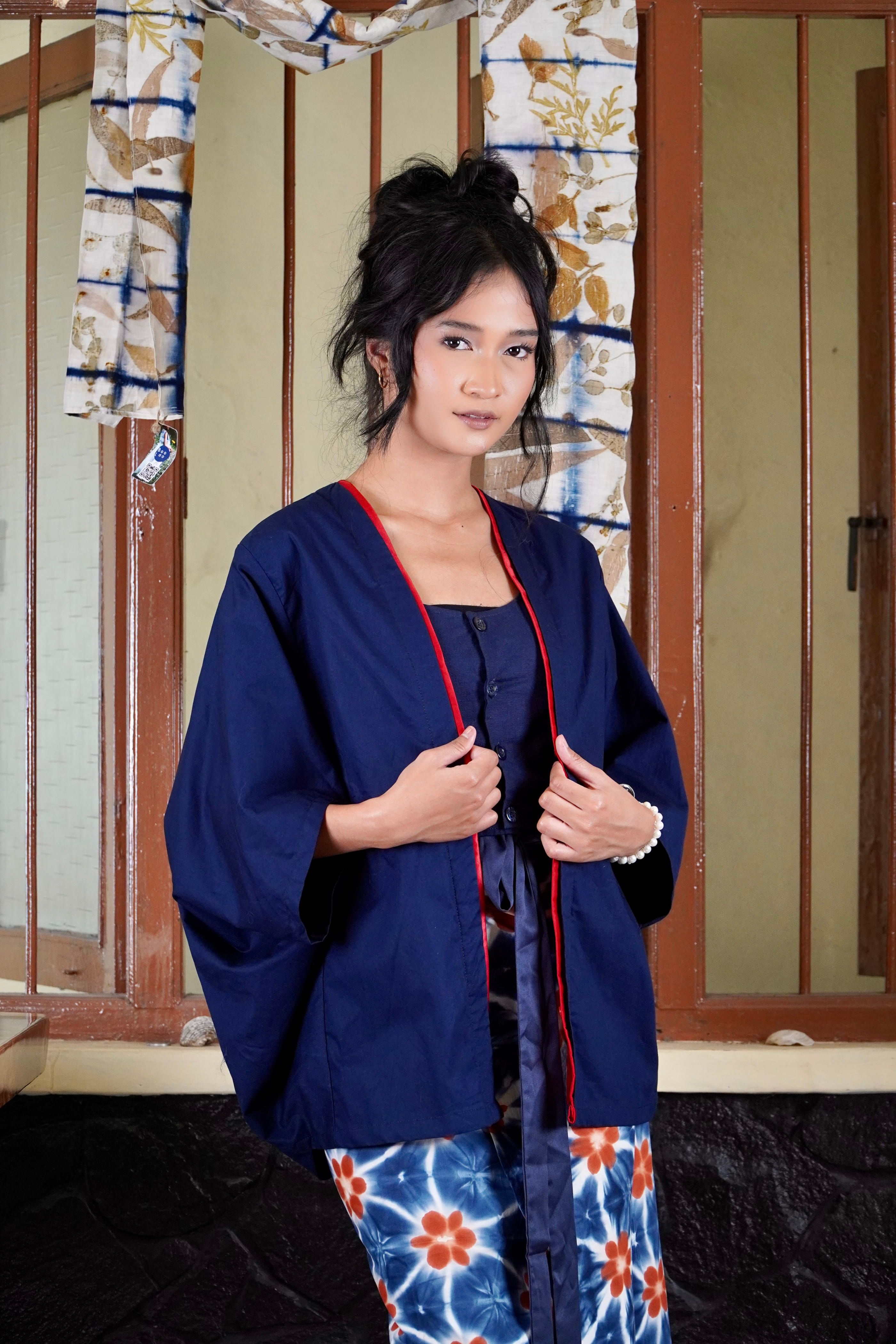 BOOLAO Kebaya Outer Kemben Detachable (Kebaya Cardigan) - Navy
