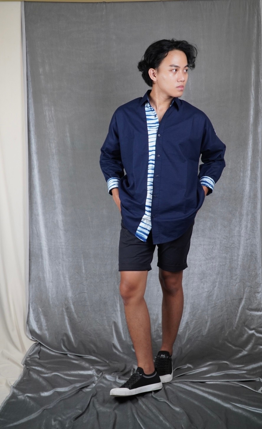 BOOLAO Kemeja Liz Arashi Oversize Navy