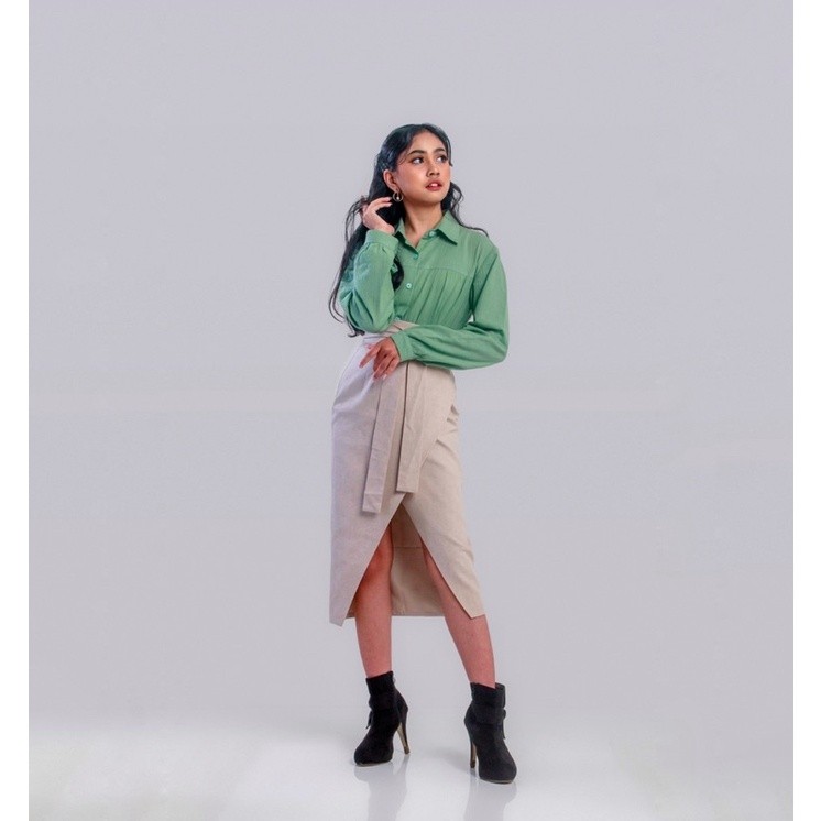 BOOLAO Picnic Panic Wrap Skirt (Rok Lilit) - Light Creme (Khaki)