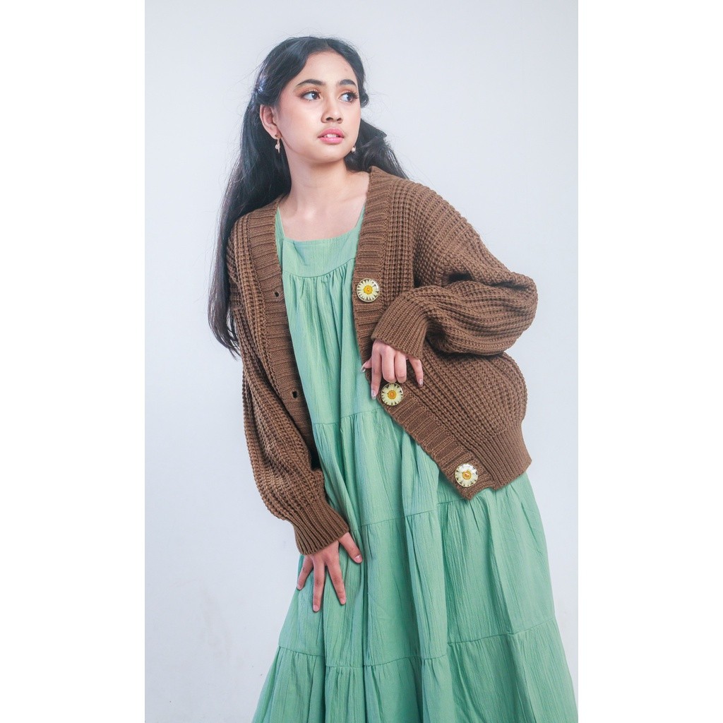 BOOLAO Picnic Panic Daisy Knit Cardigan (Sweater Rajut dengan Pressed Flower Kancing) - Browny
