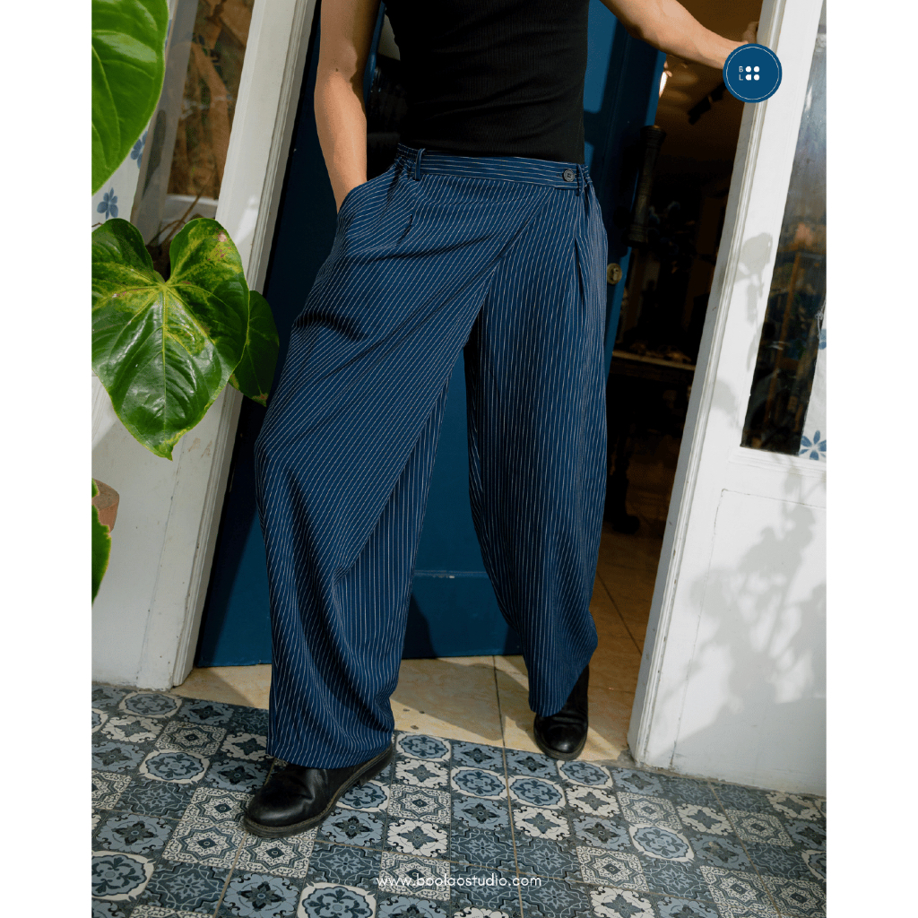 BOOLAO Overlap Stripes Pants - Navy