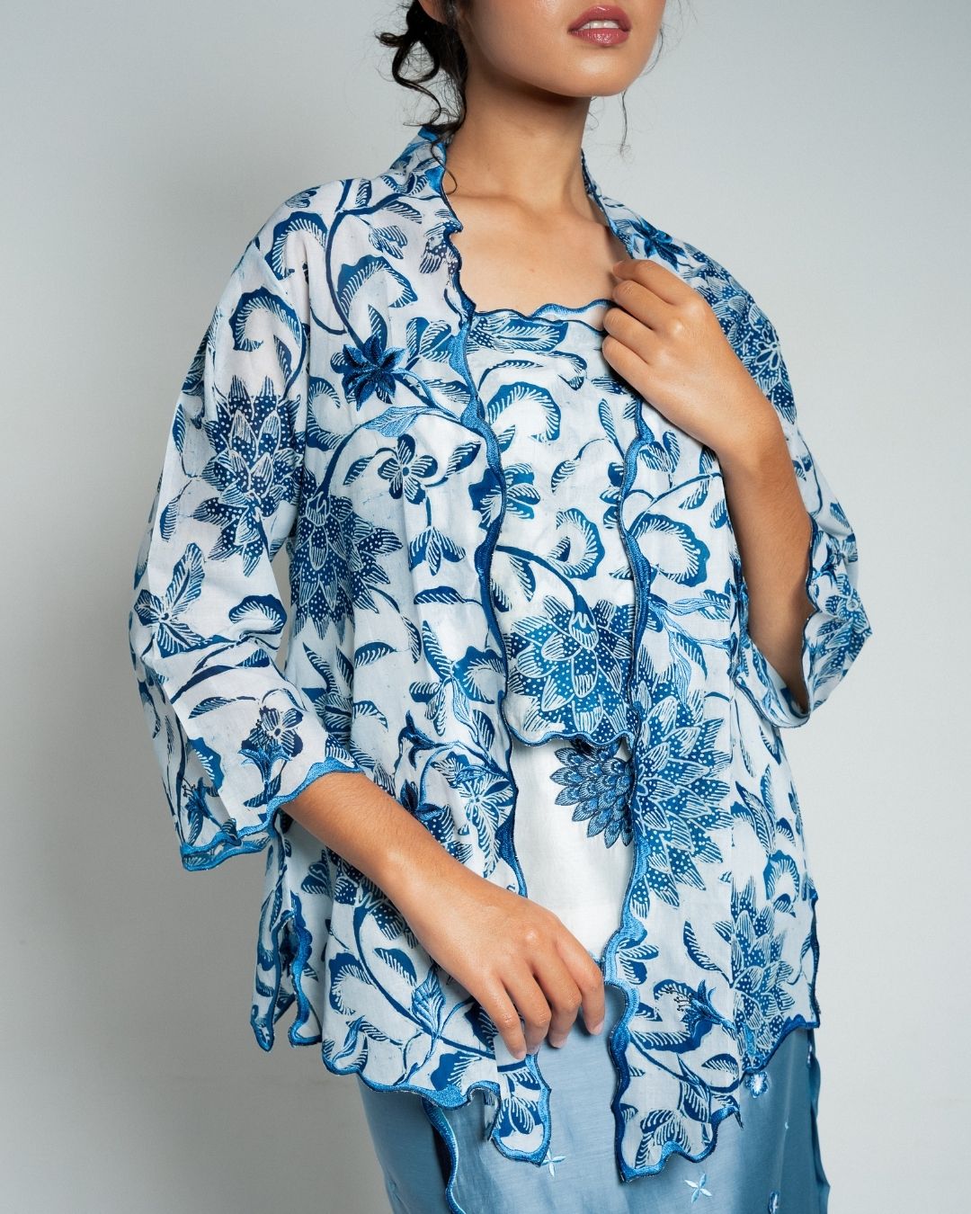 BOOLAO Outer Kebaya Batik Tulis Detachable (Kebaya Bongkar Pasang)