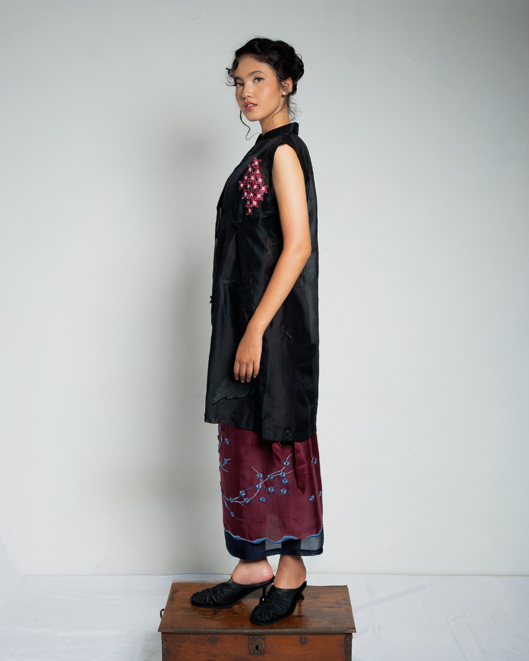 BOOLAO Outer Geranium Flower Sleeveless