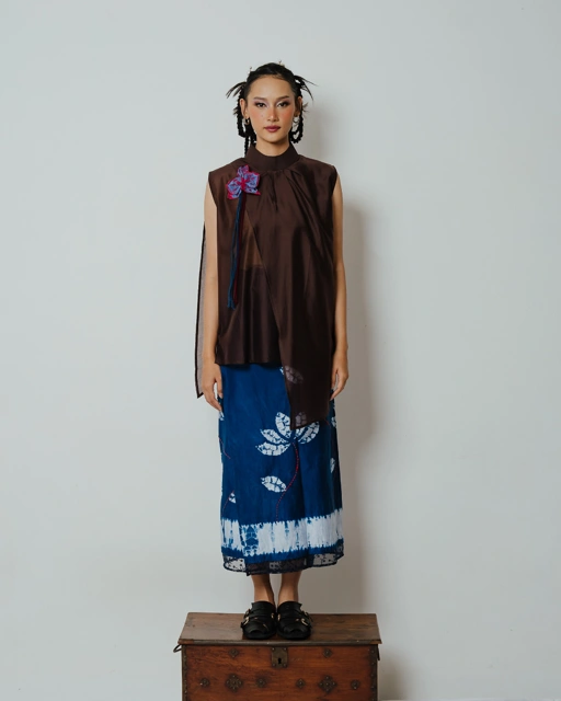 Image of Blouse Nawang Wulan - Brown (Tanpa Tangan)