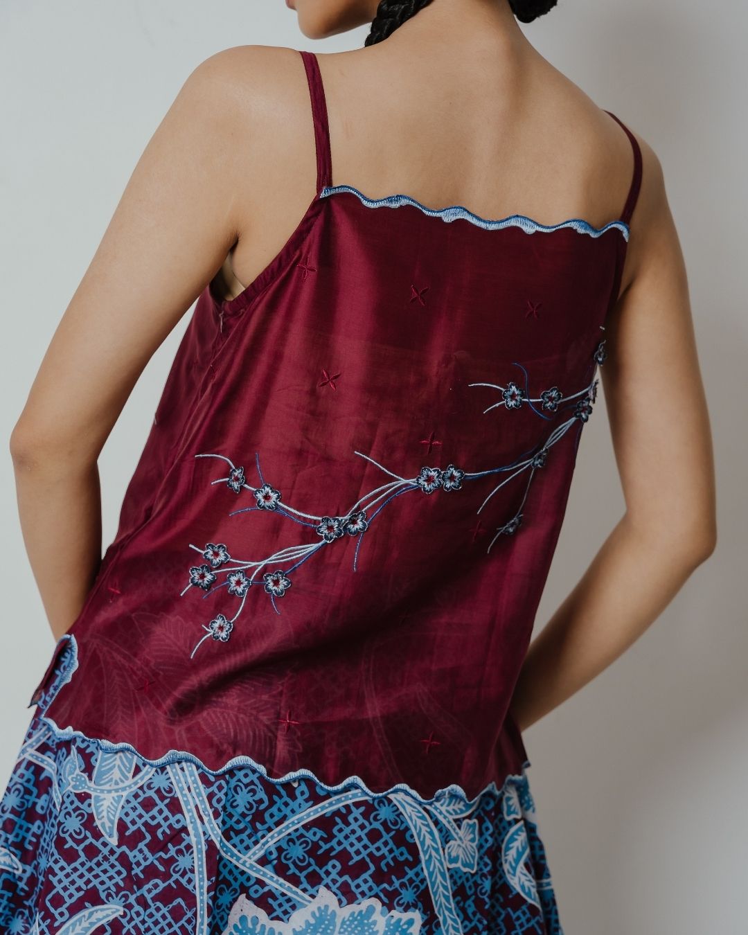 BOOLAO Camisole Sakura 3D Embroidery - Red Wine
