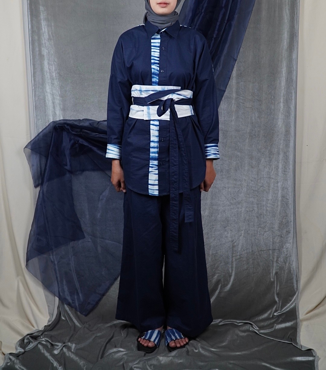 BOOLAO Kemeja Liz Arashi Oversize Navy
