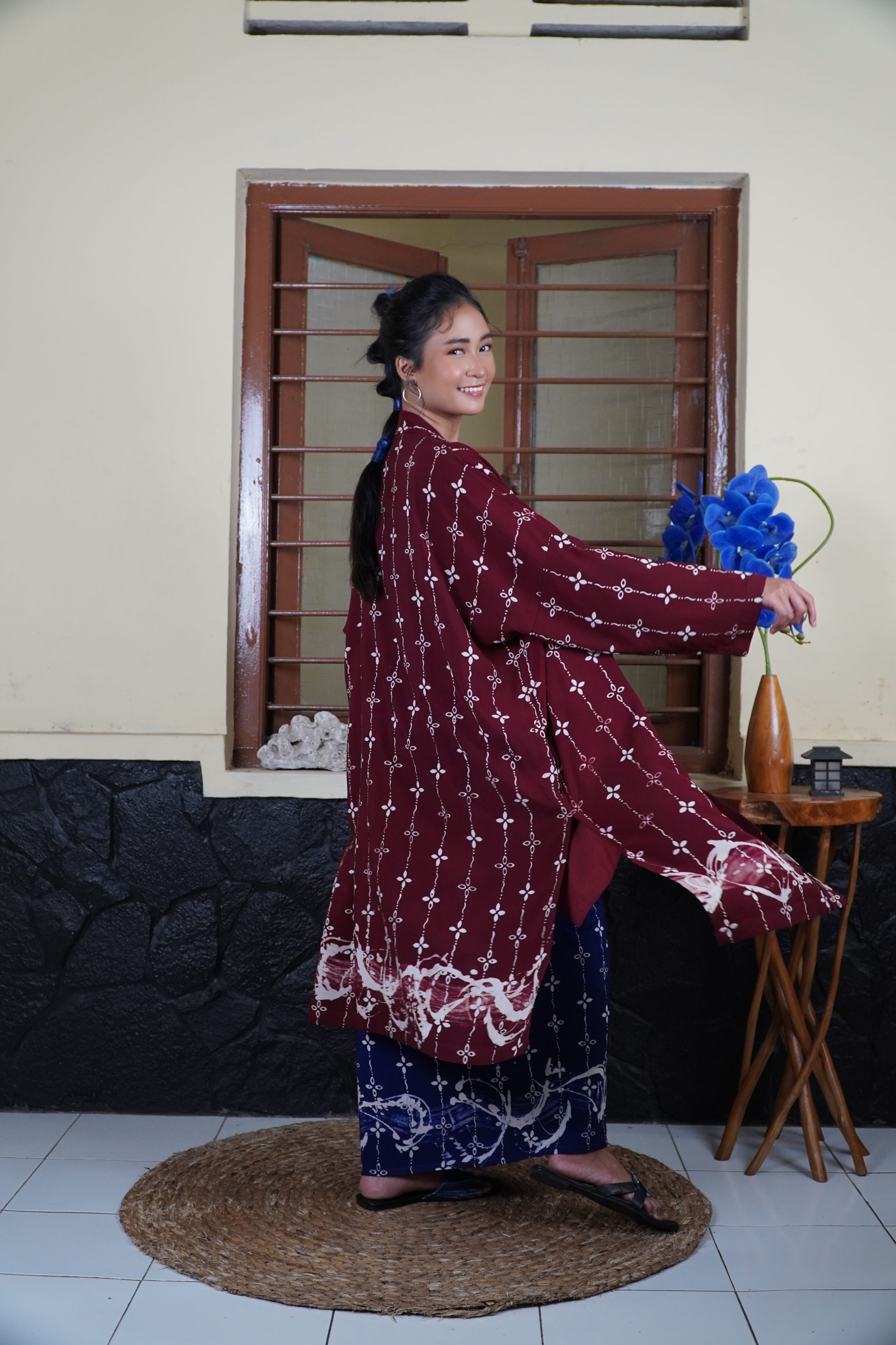 BOOLAO Kumeli Outer Kebaya Detachable (Kebaya Bongkar Pasang Batik Kawung) - Maroon