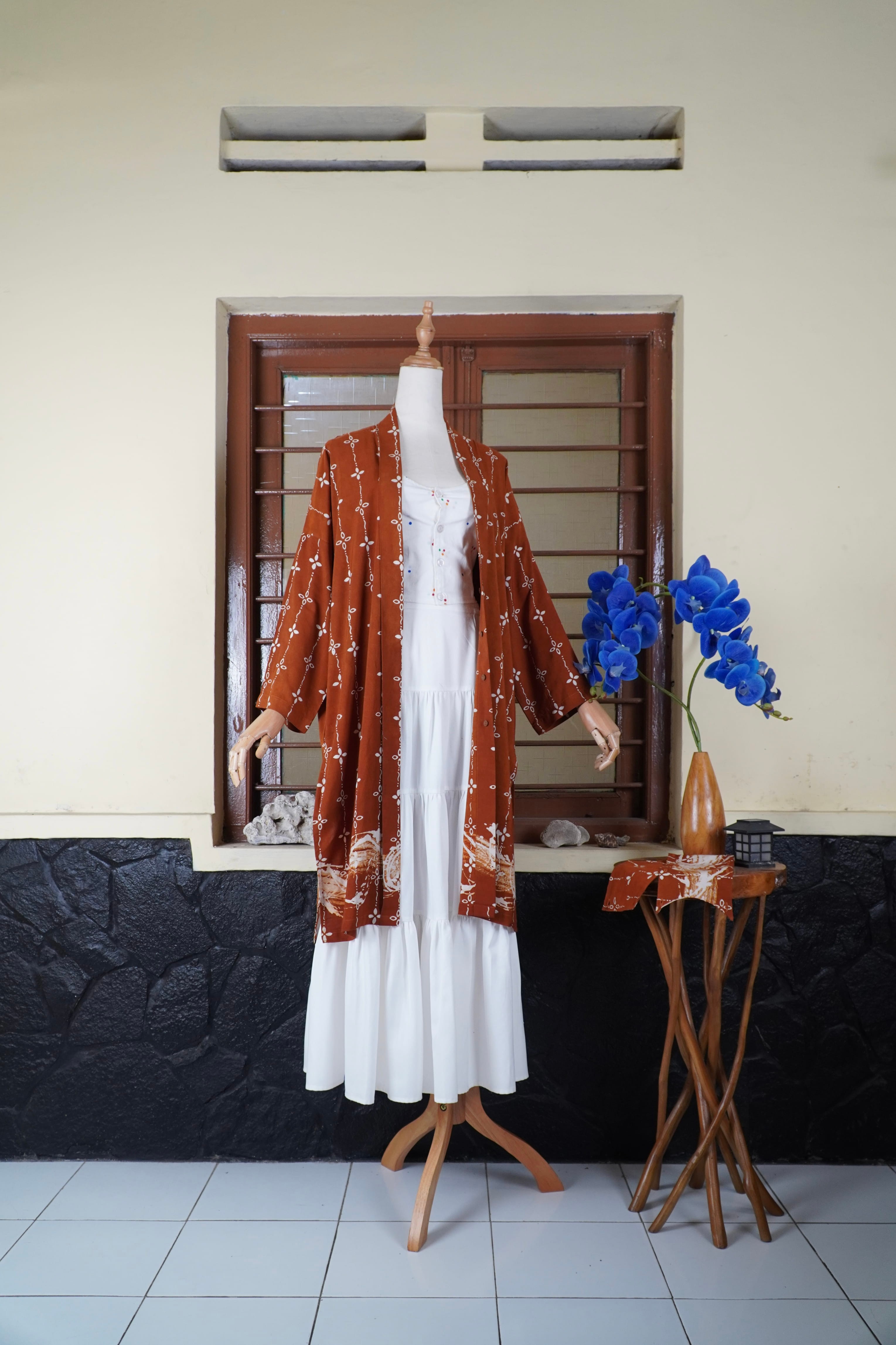 BOOLAO Kumeli Outer Kebaya Detachable Caramel (Kebaya Bongkar Pasang Batik Kawung) - Coklat