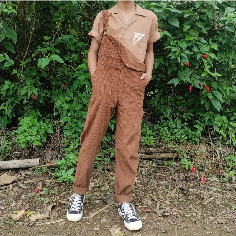BOOLAO Over All Corduroy Suede PICNIC PANIC (Jumpsuit Celana Kodok Coklat)