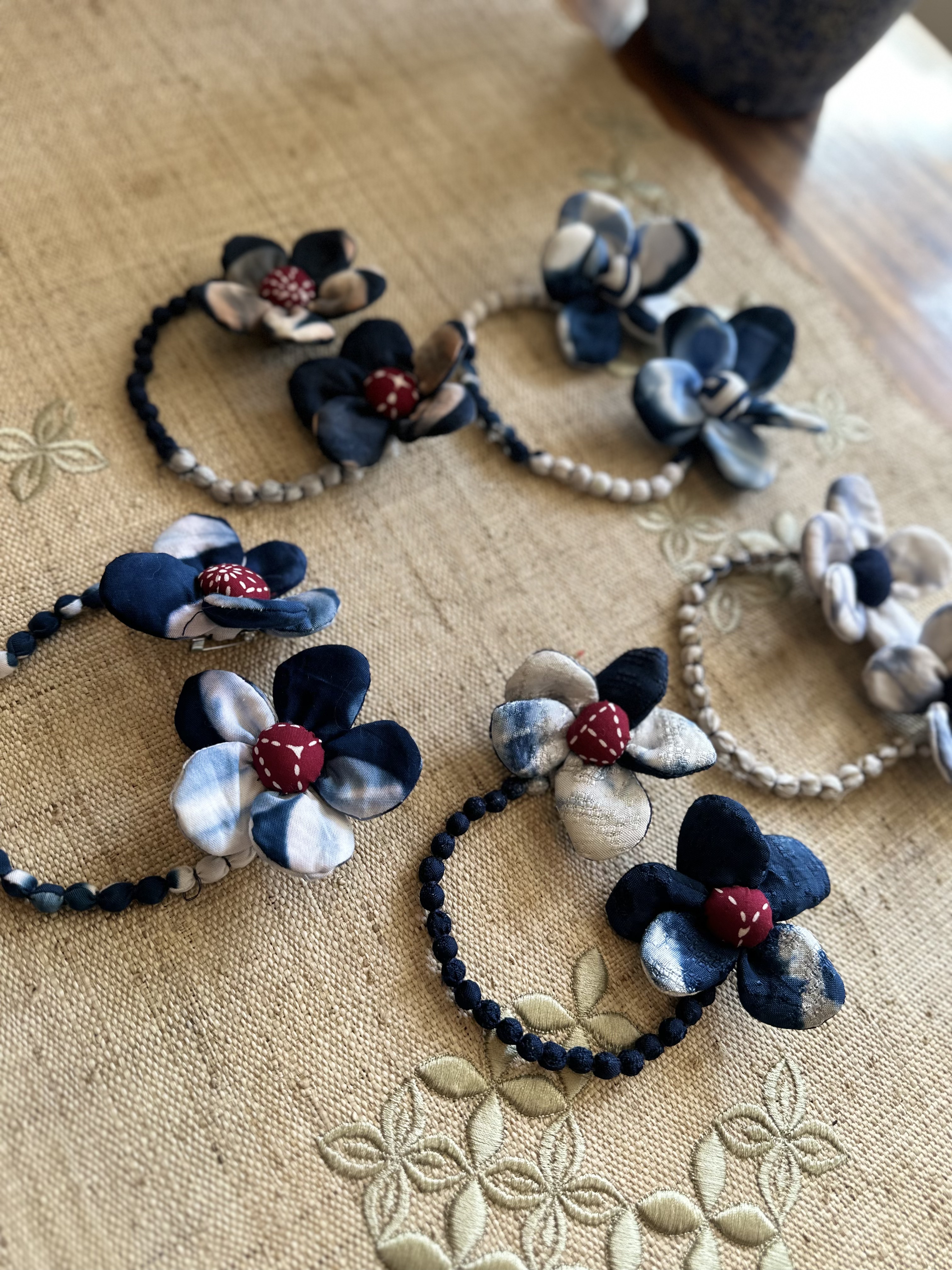BOOLAO Orchid Double Brooch