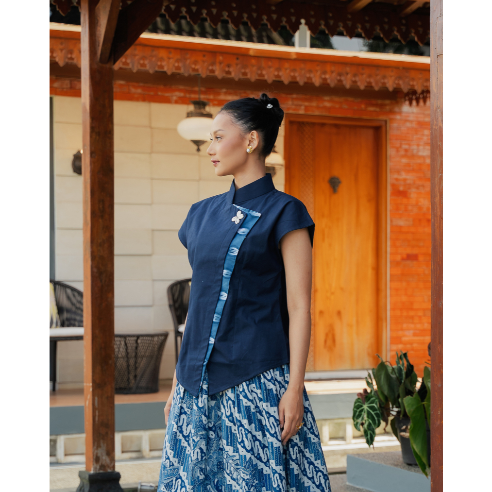 Janggan Linen Sleeveless Shibori on Navy