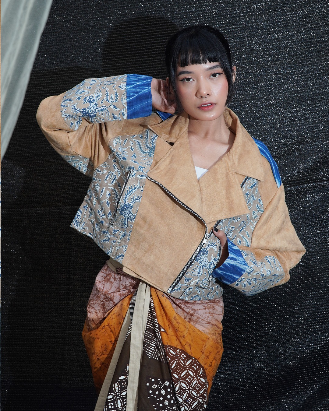 BOOLAO Ginza Jacket Suede Tjiwaringin - Beige