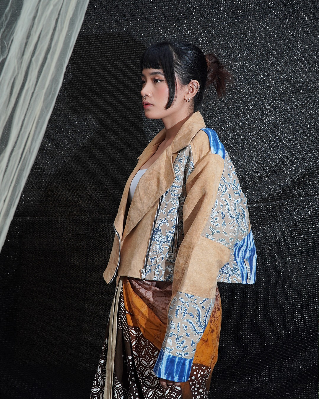 BOOLAO Ginza Jacket Suede Tjiwaringin - Beige