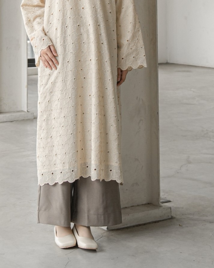 Aruna Tunik