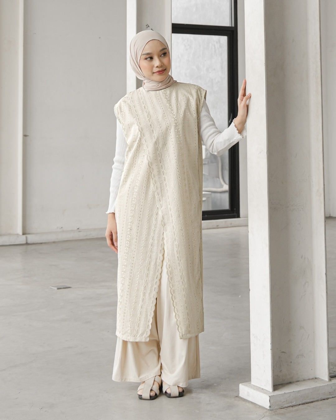 Nirmala Vest