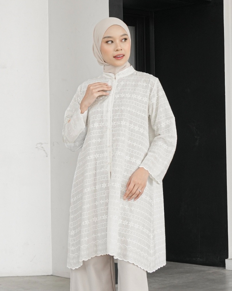 Nirmala Tunik
