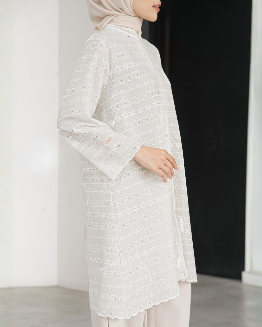 Nirmala Tunik
