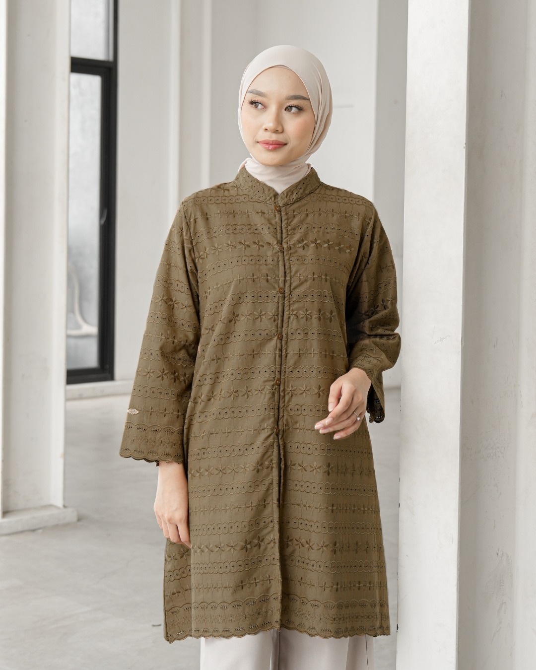 Nirmala Tunik