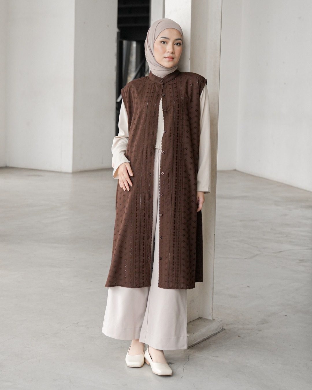 Aziza Vest