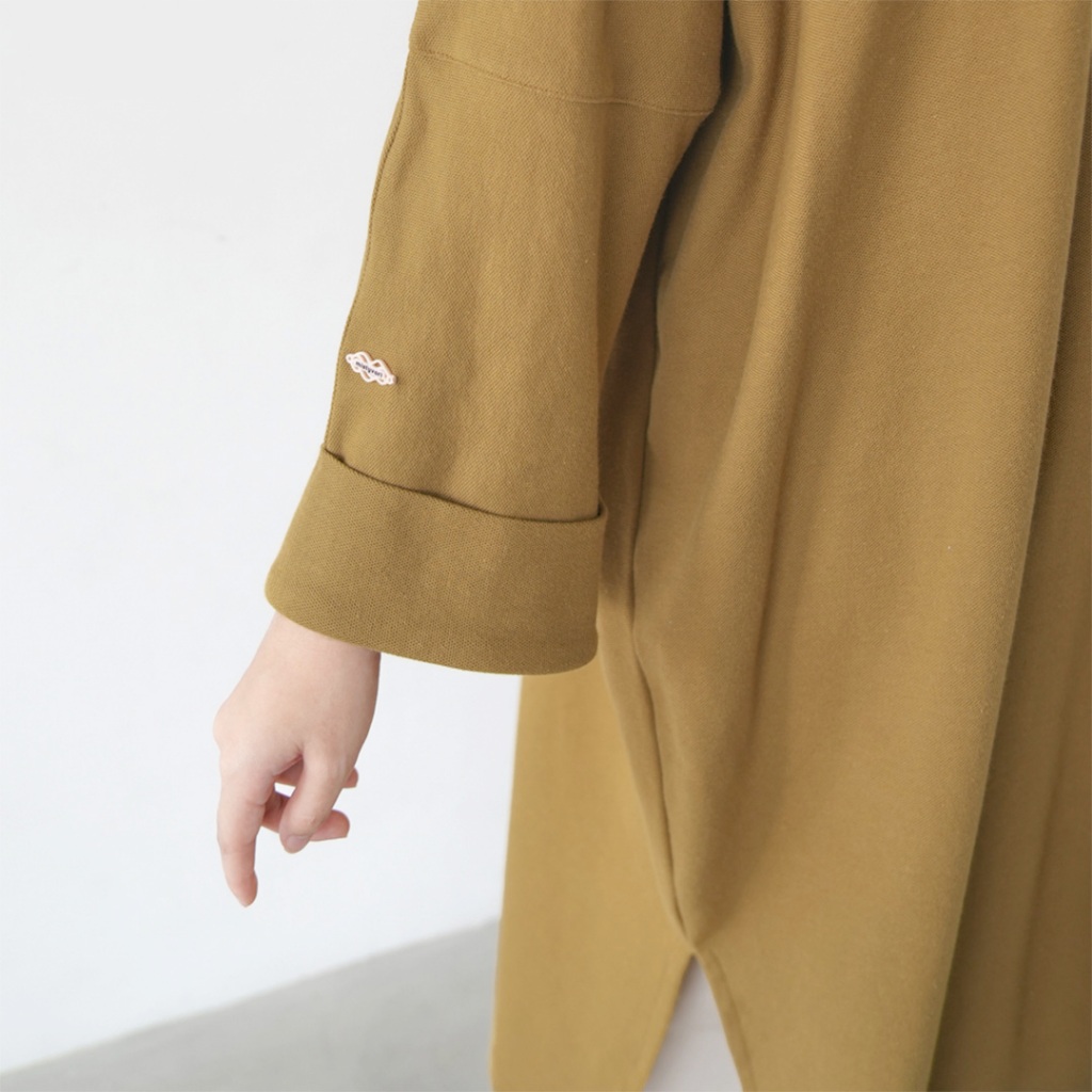 Yumna Abaya