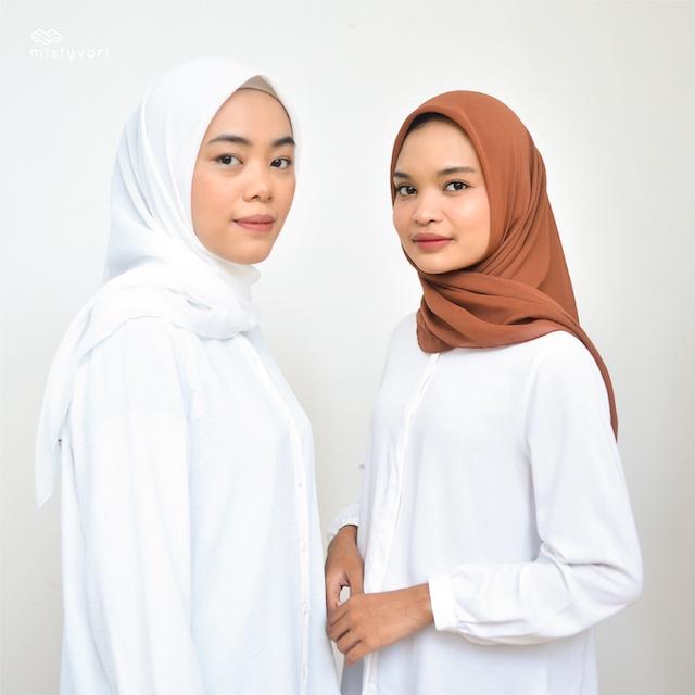 Elle Scarf