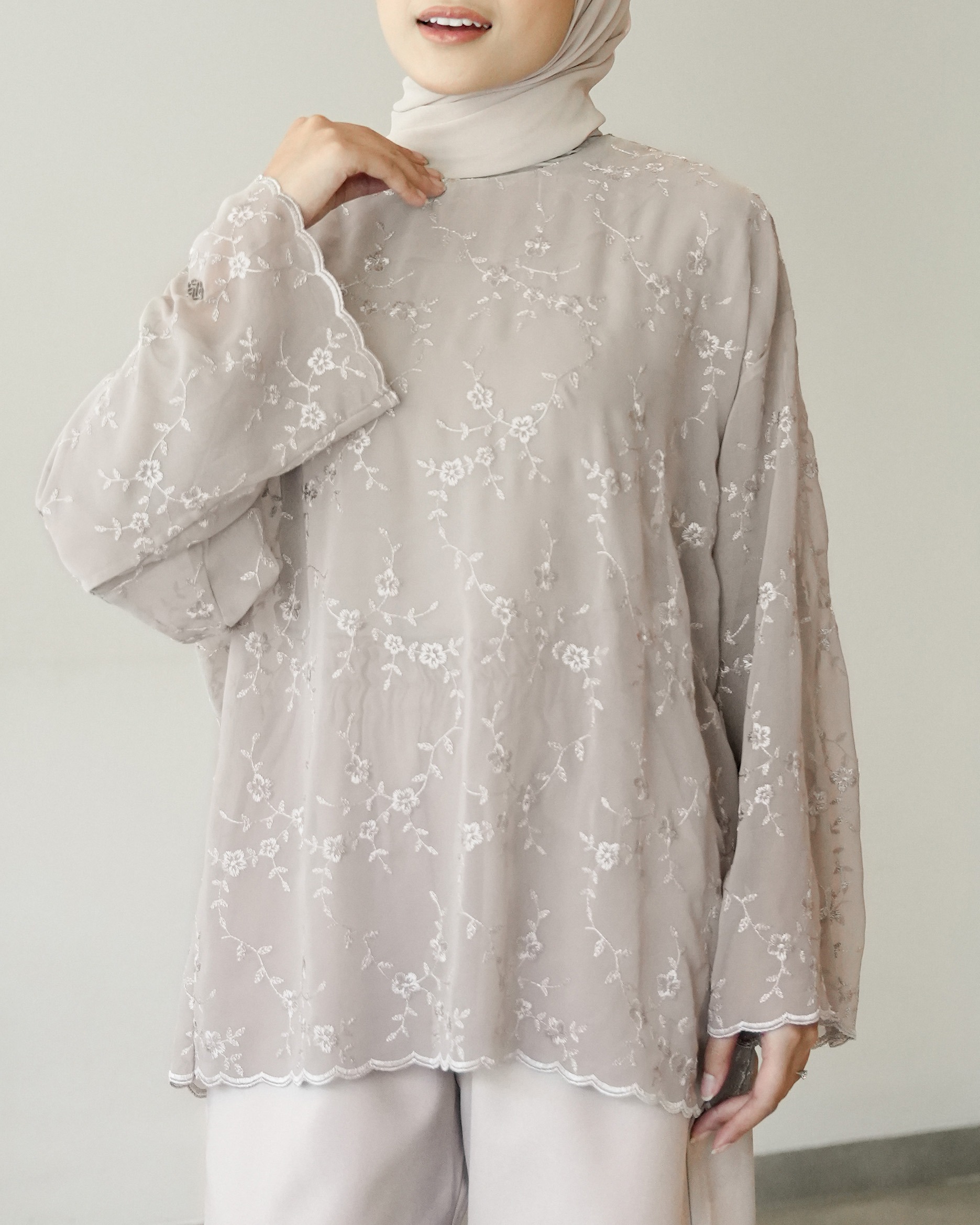 Runi Blouse