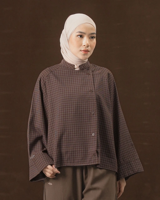Jia Raglan Shirt - SOMEWHERE Collections