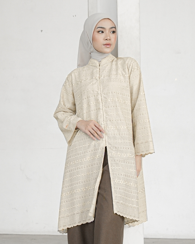 Nirmala Tunik