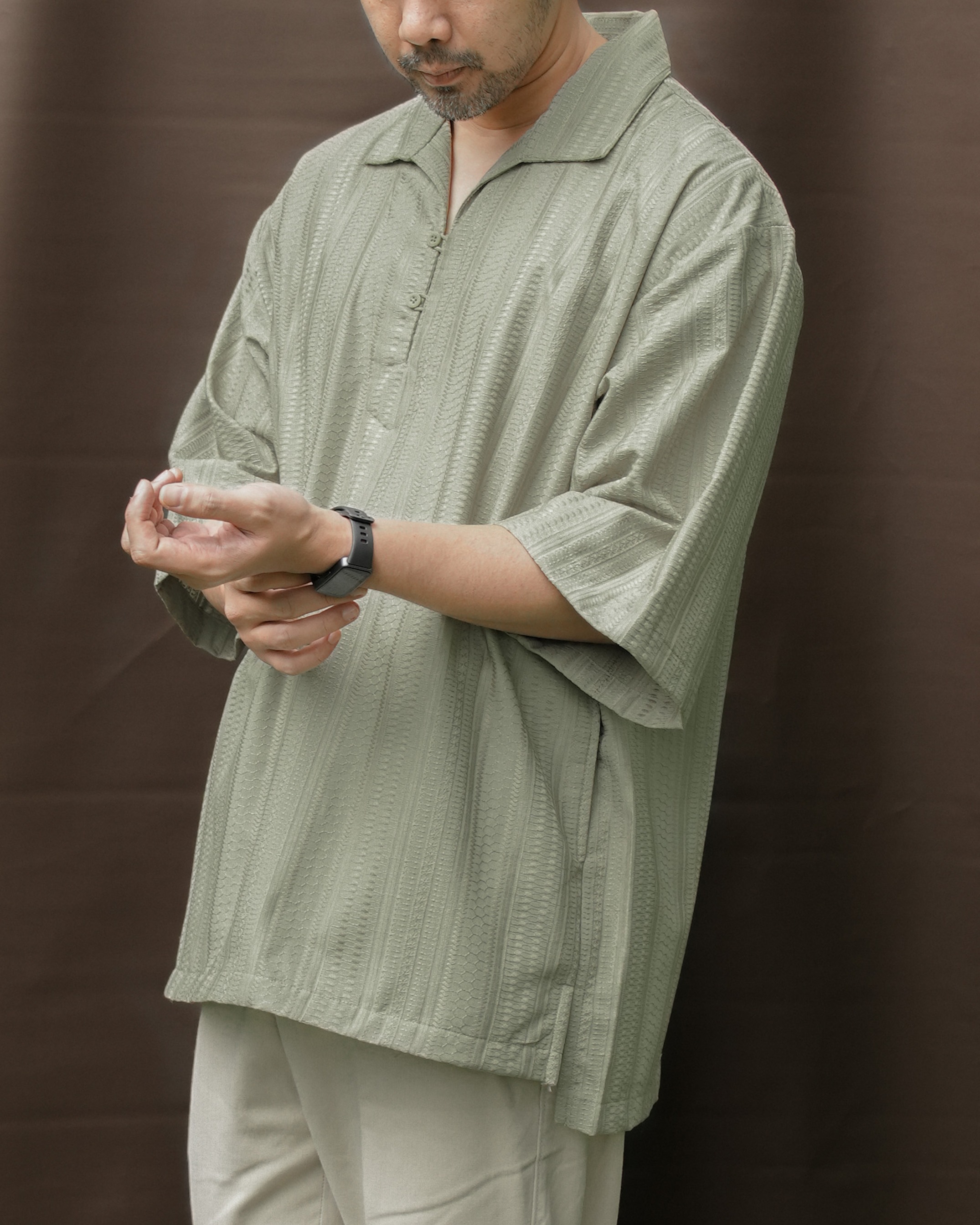 Temu: Sesama Shirt