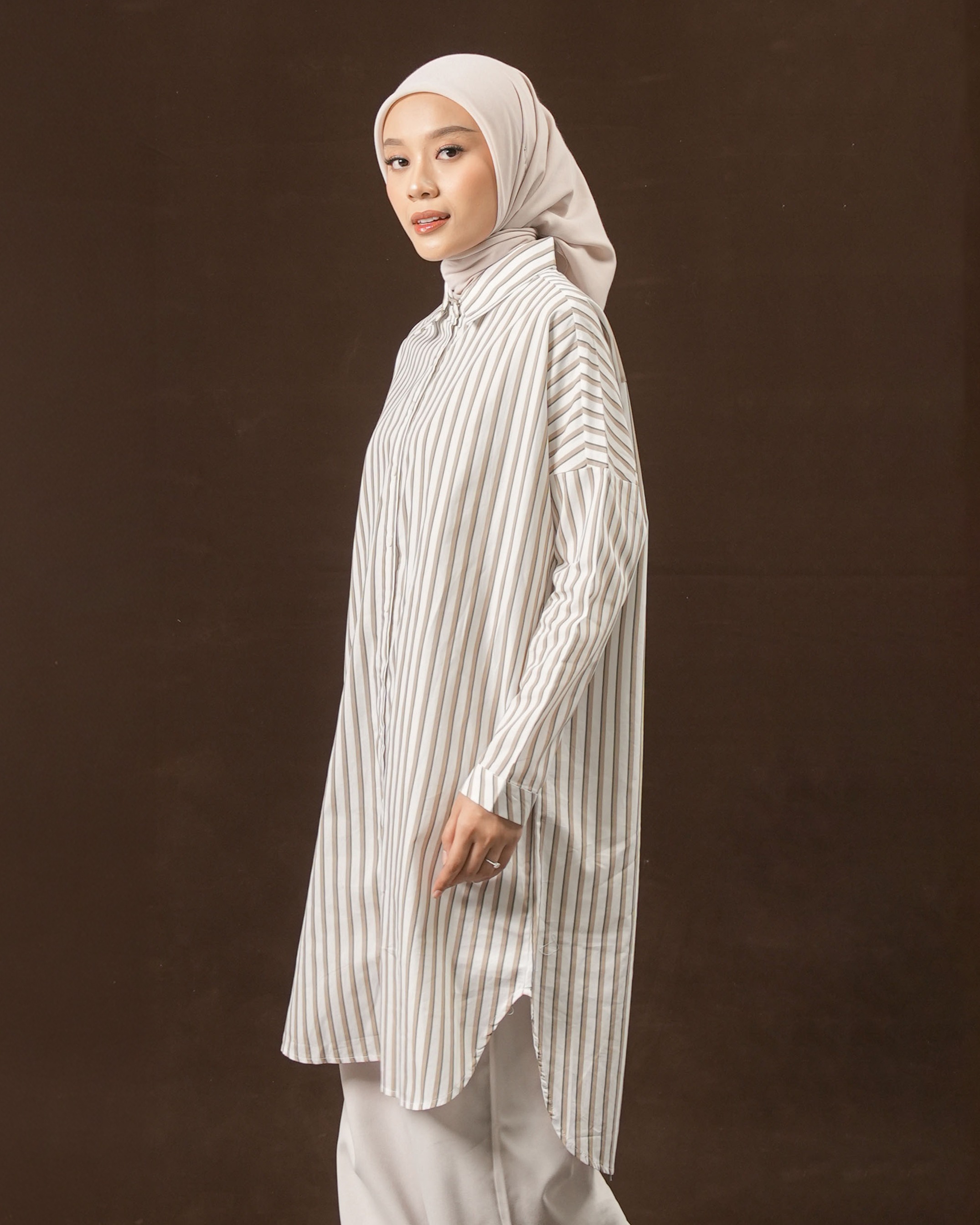 Dami Tunik - SOMEWHERE Collections