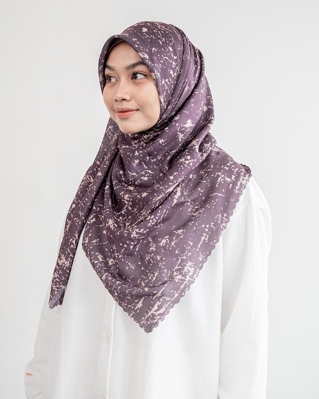 Cyra Scarf