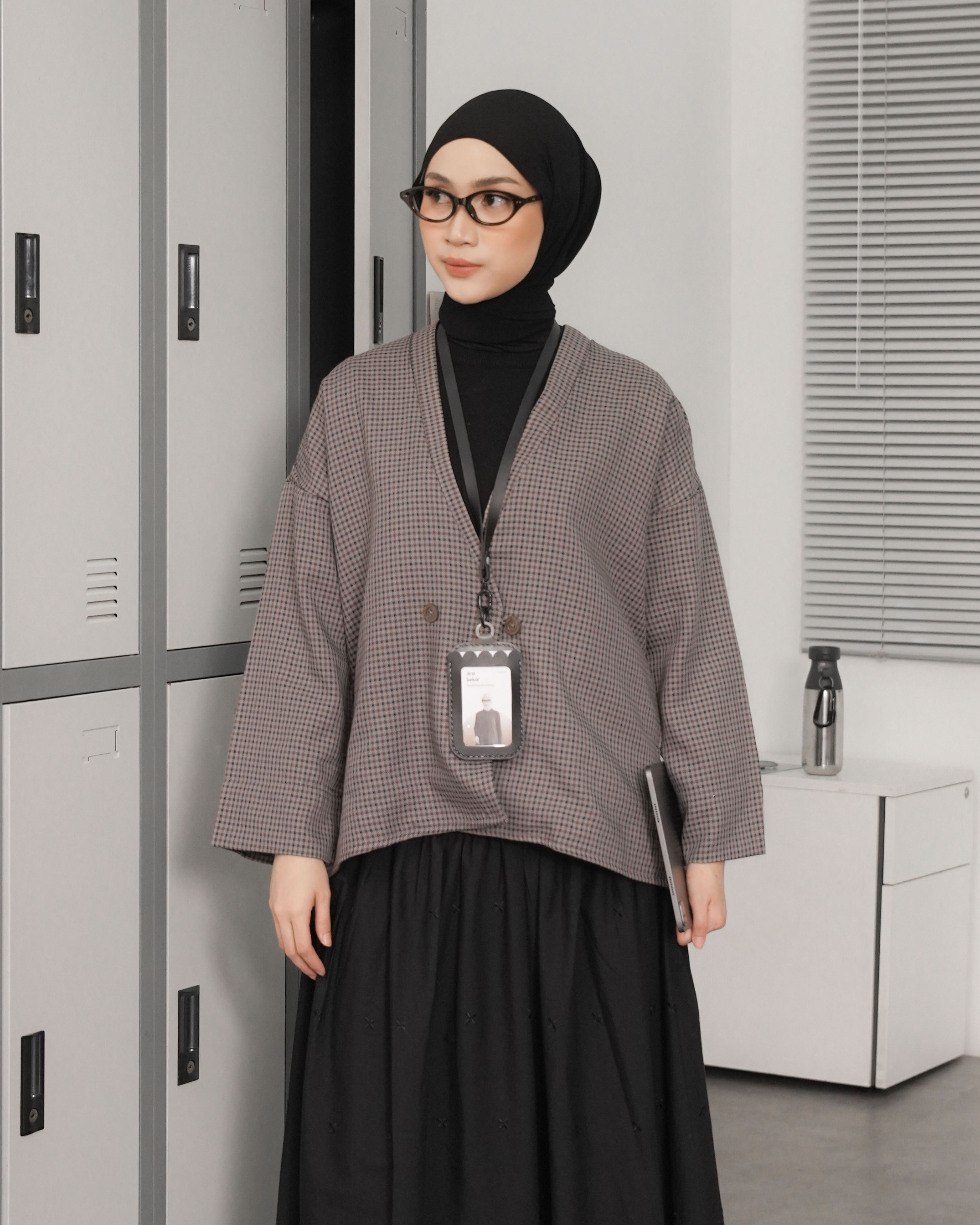 Ari Blazer - ROU Collection