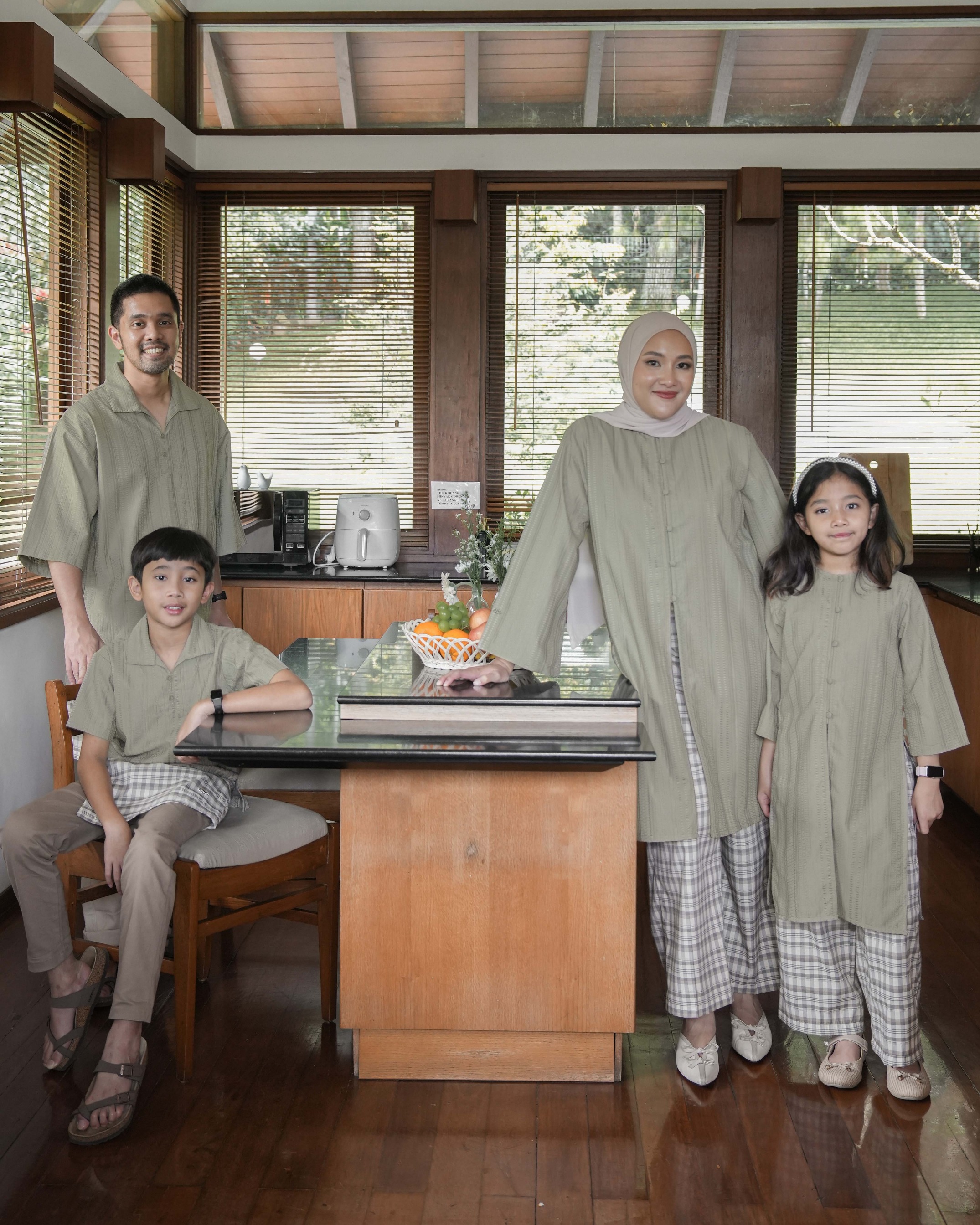 Temu: Sesama Tunik Kids