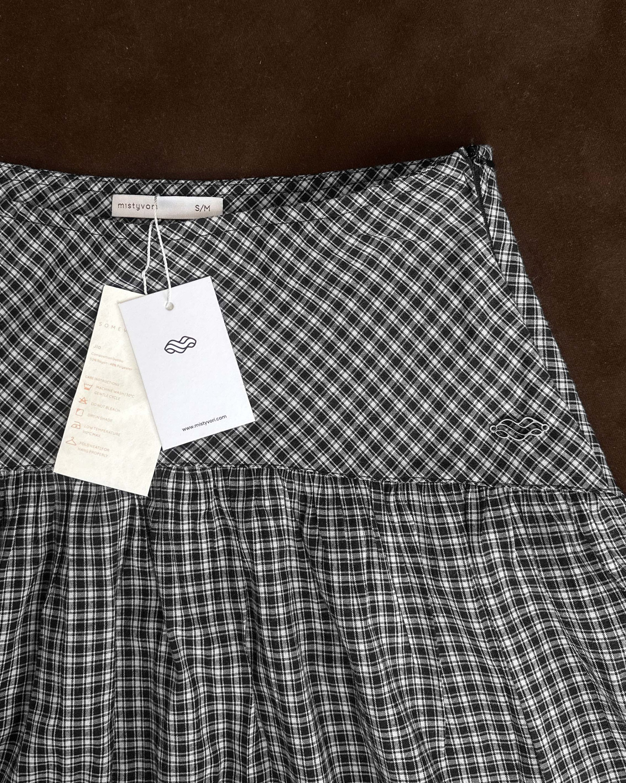 Jia Skirt - SOMEWHERE Collections